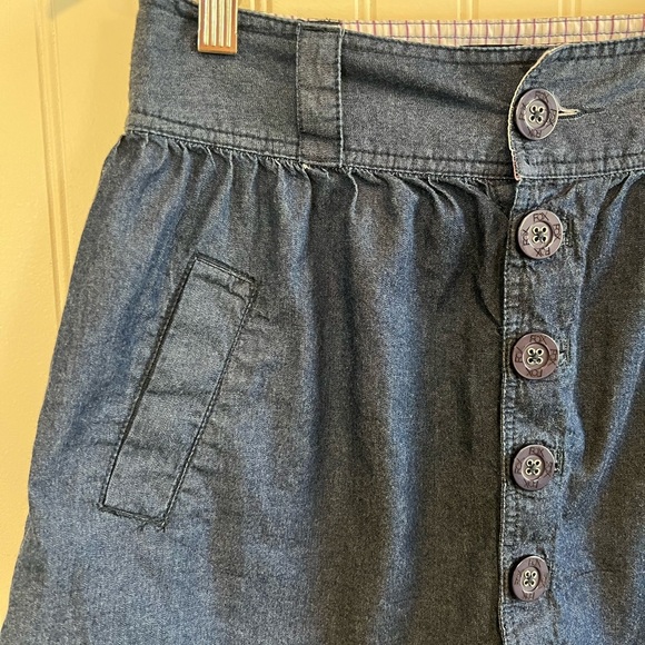 Fox Women's Blue Denim mini Skirt juniors size 5 button up front pockets - Picture 2 of 7